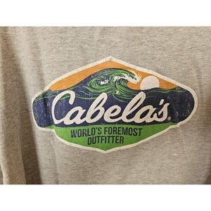 Cabela's "World's Foremost Outfitter" Men's Gray Short Sleeve Graphic T-Shirt LG